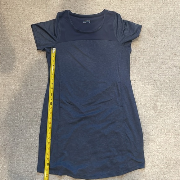 Columbia Women’s Short Sleeve Dress Size M - Picture 8 of 9